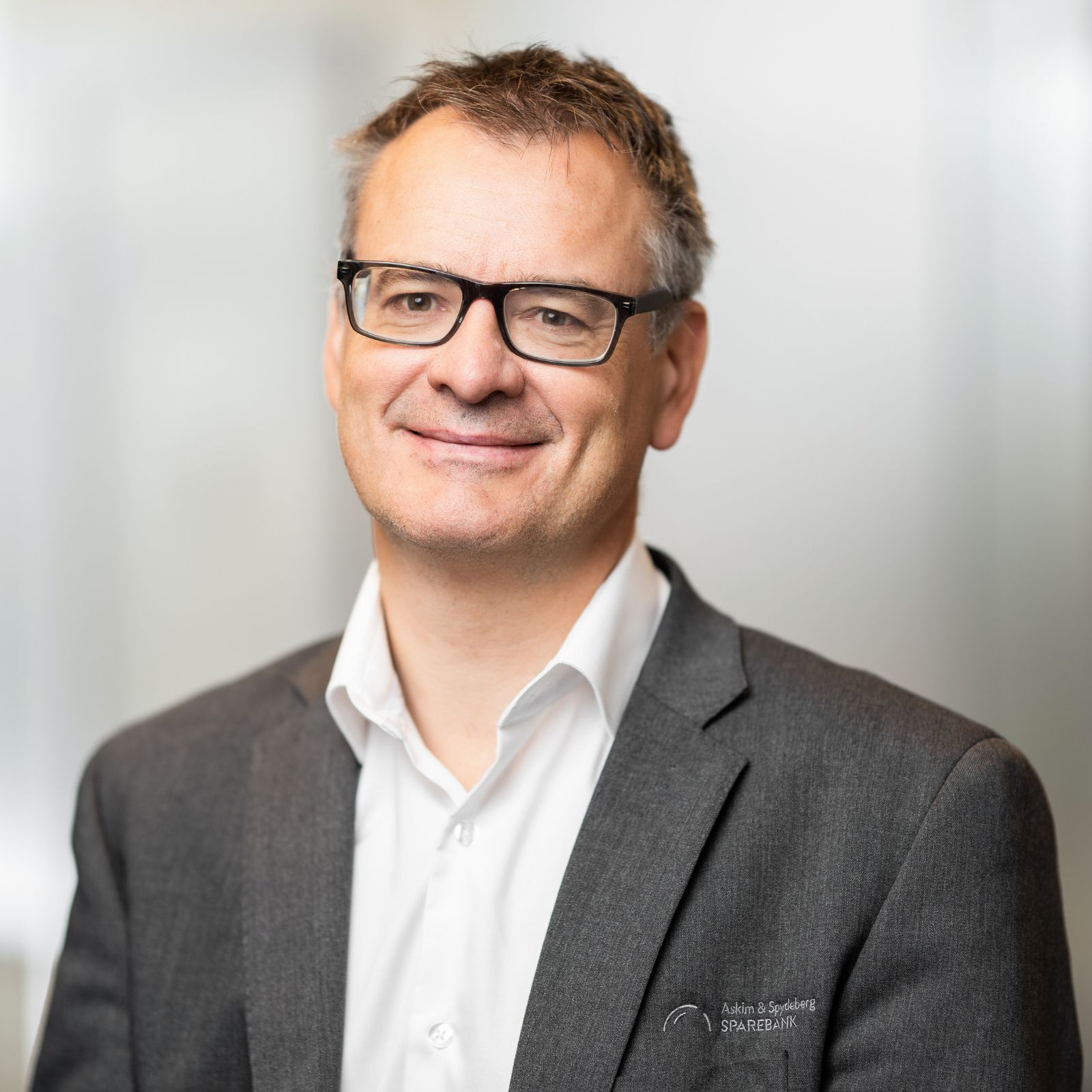 Adm. banksjef Emil Inversini